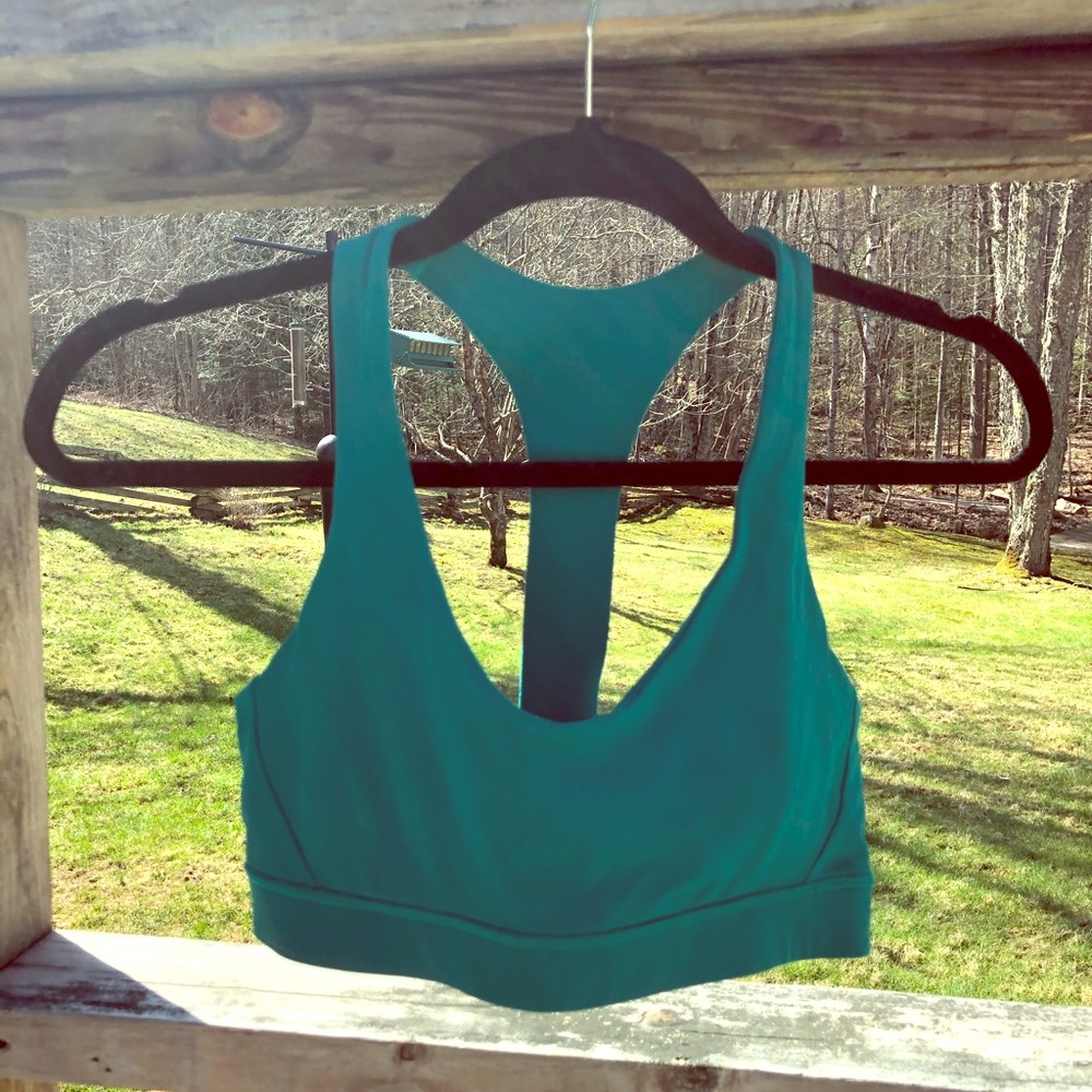 LULULEMON BRA - SIZE 6